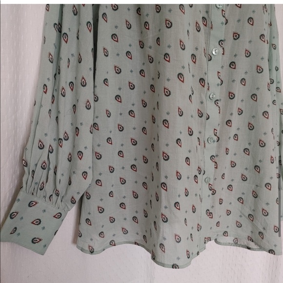 Light green printed button down shirt size 2X - Picture 8 of 8